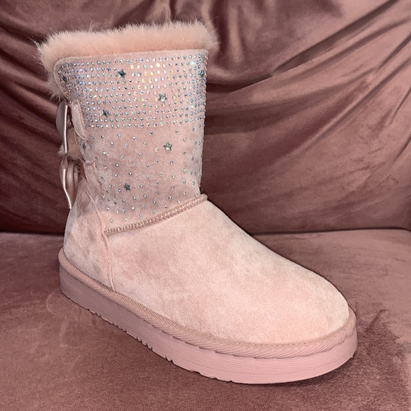 RHINESTONE 2 BOW PINK FUR BOOTS - Picture 3 of 11
